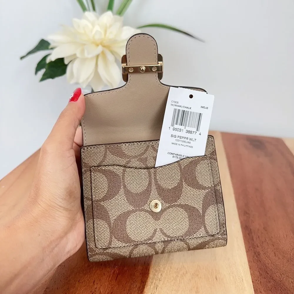Coach Pepper Wallet In Signature Canvas‎ - Picture 7 of 7